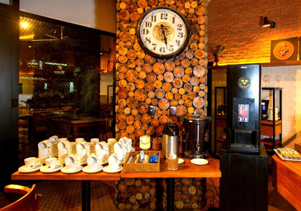 Ibis Vitoria Praia Do Canto Екстер'єр фото